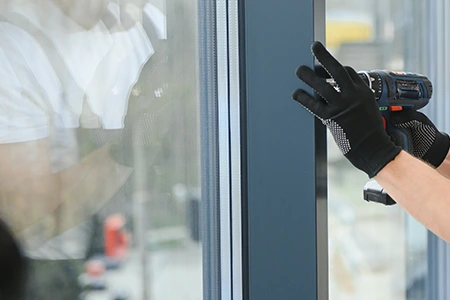 Same Day Glass Repair Car in West Lealman, FL